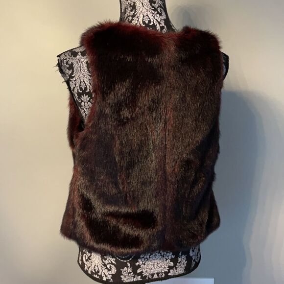 American eagle faux vest - Picture 2 of 2